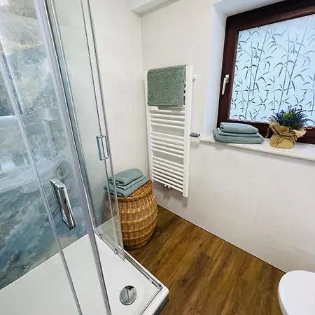 Gruenes Appartement Hamelin